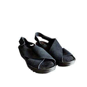 Skechers Perforated Petite Parallel Peep Toe Suede Slingback Comfort women’s 8.5